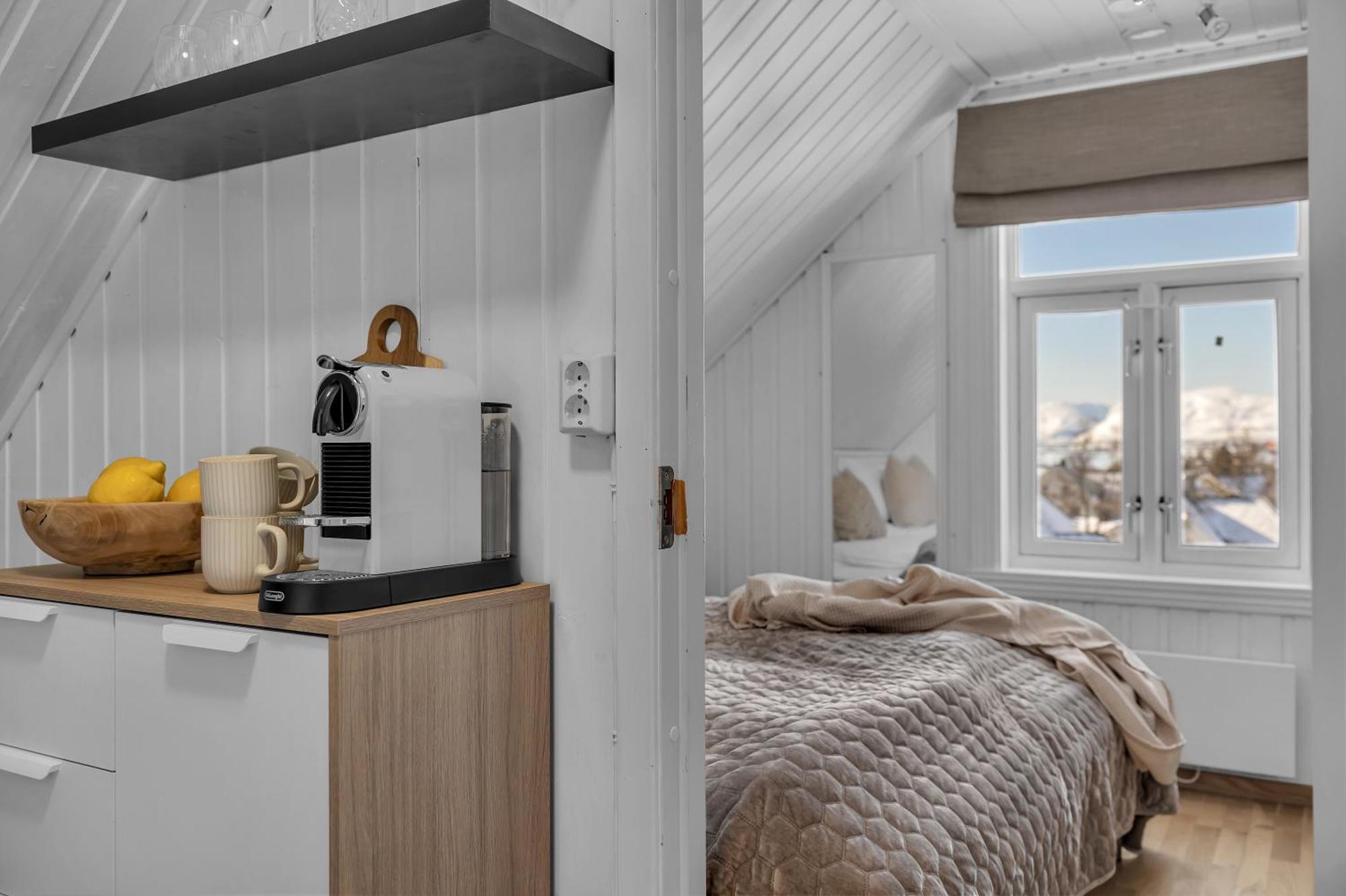 Cozy Central Loft Apartment With Amazing View Tromsø Esterno foto
